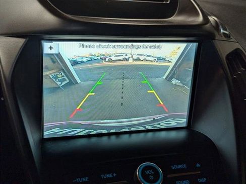 Used 2018 Ford Escape SE w/ SE Sync 3 Package image 14