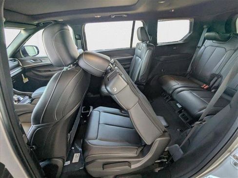 New 2025 Jeep Grand Cherokee L Limited w/ Black Appearance Package image 19