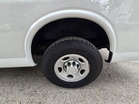 Used 2019 Chevrolet Express 2500 w/ Driver Convenience Package image 19