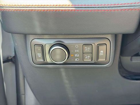 Used 2025 Ford Mustang Mach-E Premium w/ Sport Appearance Package AWD/4WD image 22