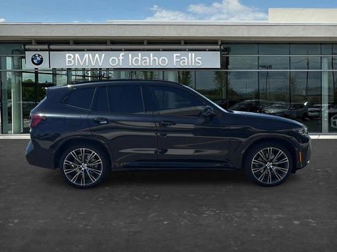 Used 2024 BMW X3 xDrive30i w/ M Sport Package AWD/4WD image 6