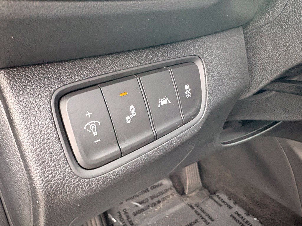 Used 2020 Hyundai Santa Fe SEL FWD image 13