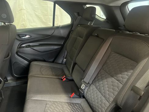 Used 2019 Chevrolet Equinox LT w/ Sun & Navigation Package AWD/4WD image 37