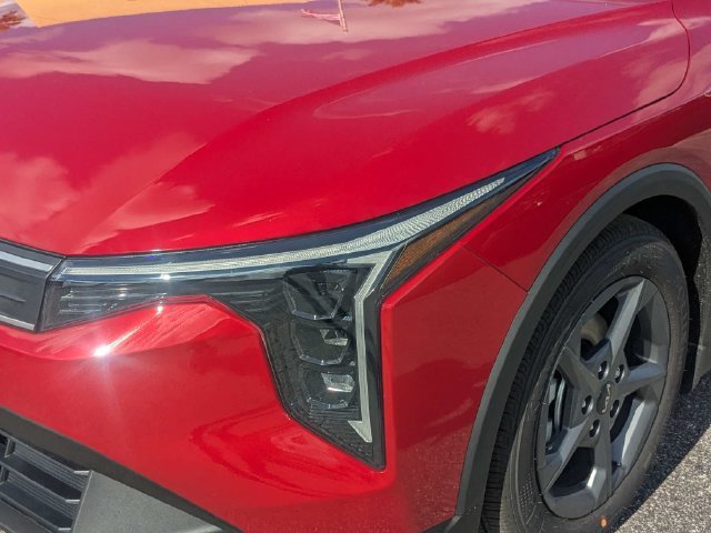 New 2027 Kia K4 FWD image 10