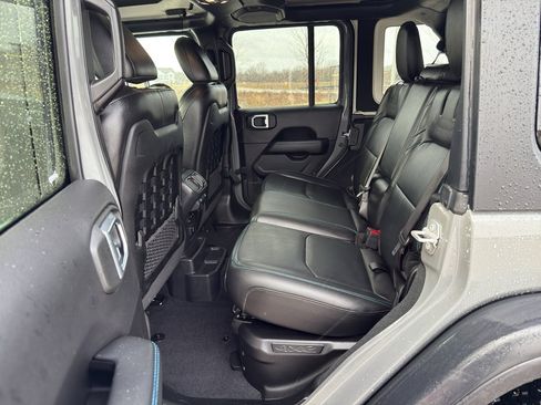 Used 2023 Jeep Wrangler Unlimited Rubicon 4xe w/ Safety Group AWD/4WD image 36