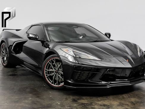 Used 2024 Chevrolet Corvette Stingray Premium Conv w/ Z51 Performance Package image 1