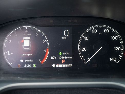 Used 2023 Honda HR-V LX image 34