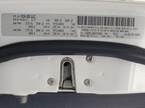 Used 2017 RAM 1500 Big Horn image 33