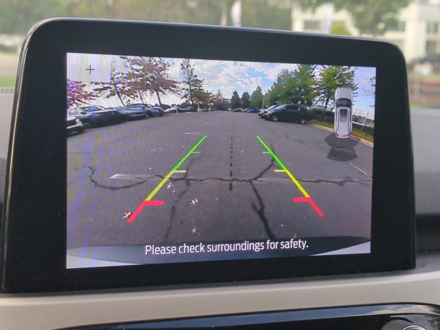Used 2022 Ford Escape SEL w/ Technology Package FWD image 14