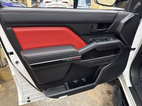 Used 2025 Toyota Tacoma TRD Pro image 28