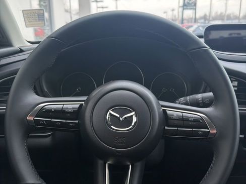 New 2025 MAZDA CX-30 AWD 2.5 S w/ Select Sport Pkg image 32