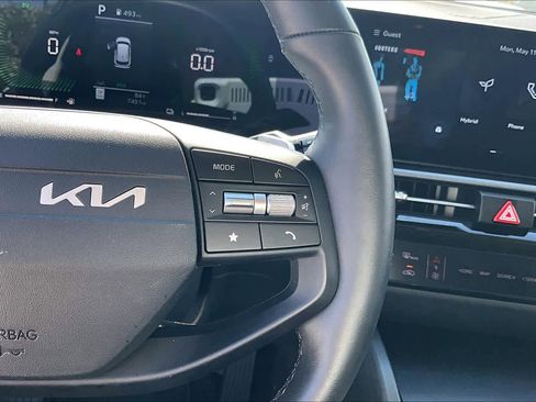 Certified 2026 Kia Sportage LX FWD image 23