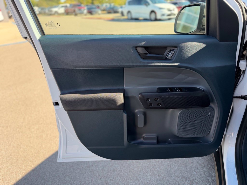 Used 2025 Ford Maverick XL FWD image 20