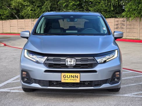 Certified 2025 Honda Odyssey EX-L image 8