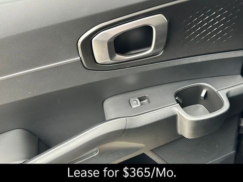 New 2026 Kia Sorento LX image 14