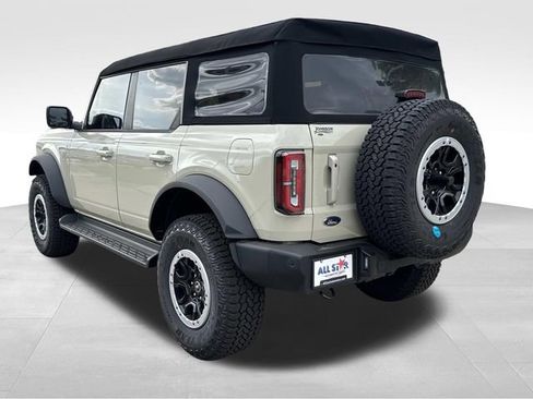 New 2025 Ford Bronco Outer Banks w/ Sasquatch Package image 7