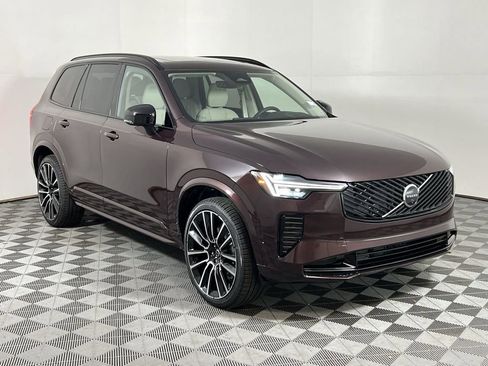 New 2026 Volvo XC90 B6 Ultra w/ Protection Package image 2