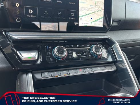 Used 2025 GMC Sierra 3500 Denali w/ Denali Reserve Package AWD/4WD image 29