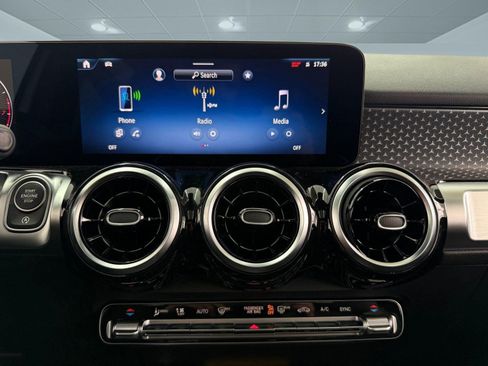 New 2026 Mercedes-Benz GLB 250 image 28