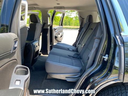 Used 2018 Chevrolet Tahoe LS AWD/4WD image 33