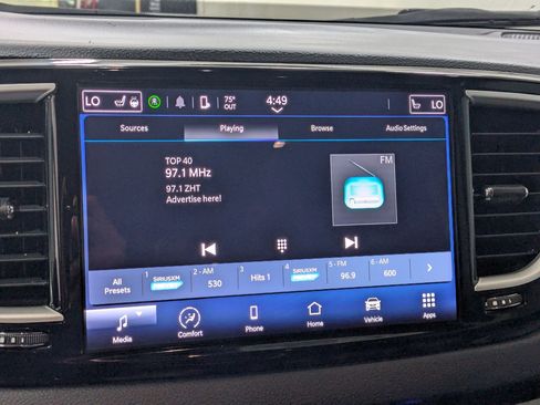 Certified 2023 Chrysler Pacifica Touring-L FWD image 15