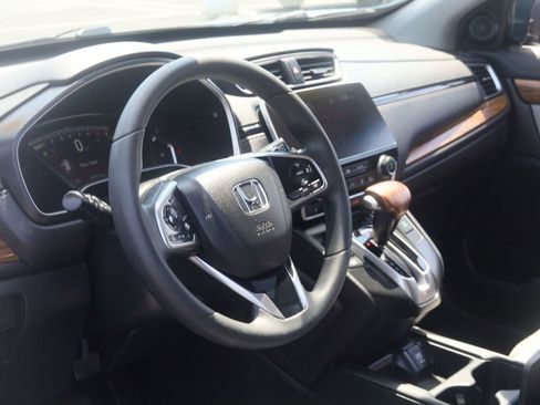 Used 2017 Honda CR-V EX image 3