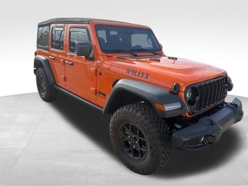 Used 2025 Jeep Wrangler Unlimited Sport AWD/4WD image 1