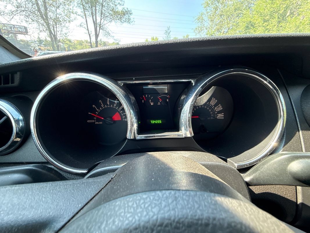 Used 2007 Ford Mustang GT Premium RWD image 14