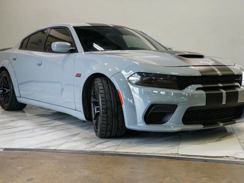 Used 2021 Dodge Charger Scat Pack RWD image 3