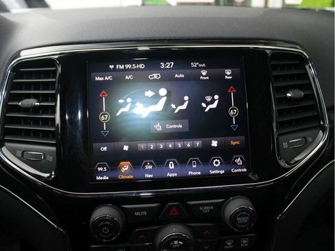 Used 2019 Jeep Grand Cherokee Trailhawk image 17