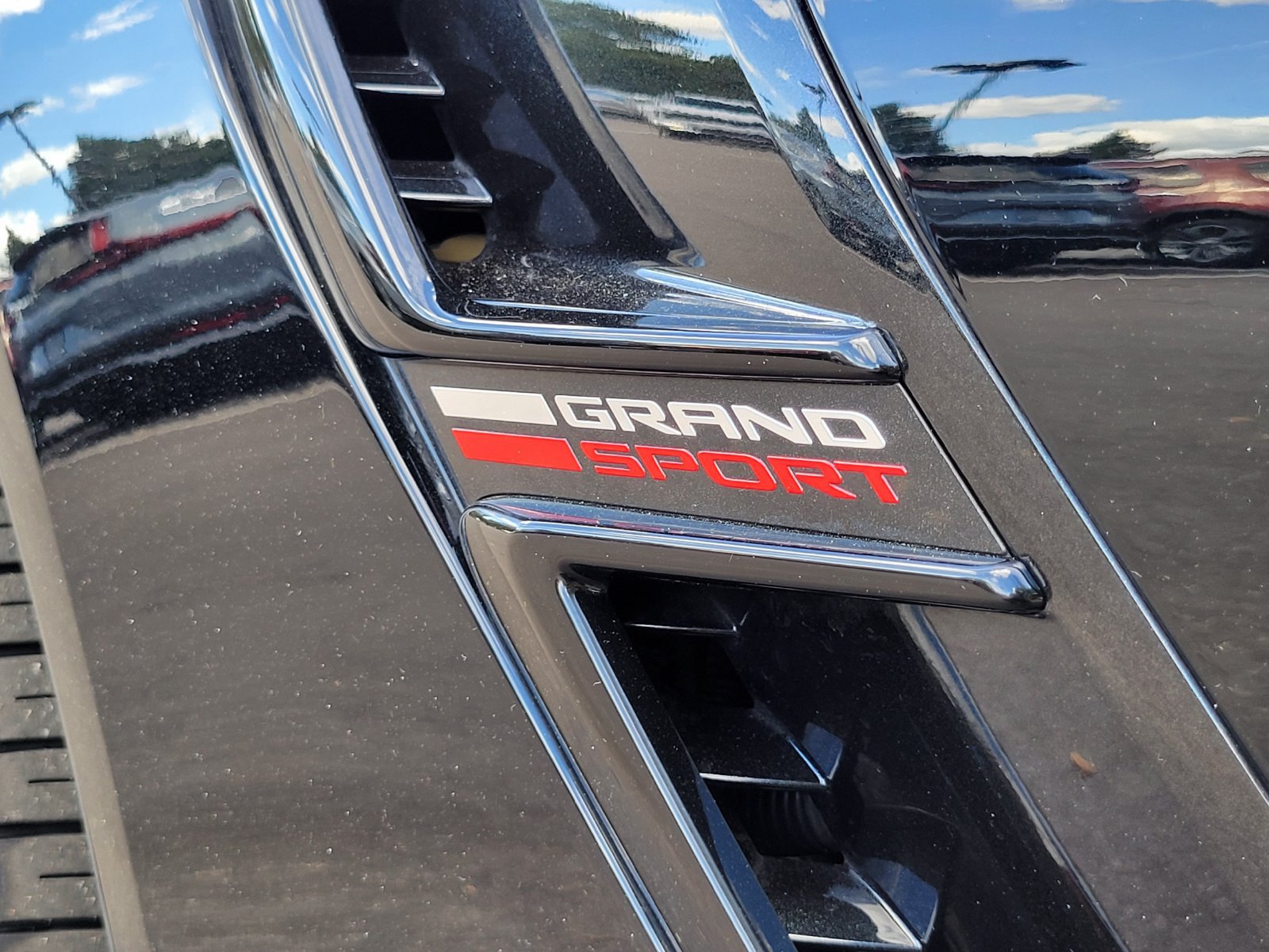 Used 2019 Chevrolet Corvette Grand Sport RWD image 25