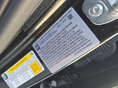 Used 2025 GMC Sierra 2500 Denali Ultimate AWD/4WD image 19