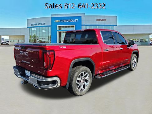 Used 2023 GMC Sierra 1500 SLT w/ SLT Premium Plus Package AWD/4WD image 7
