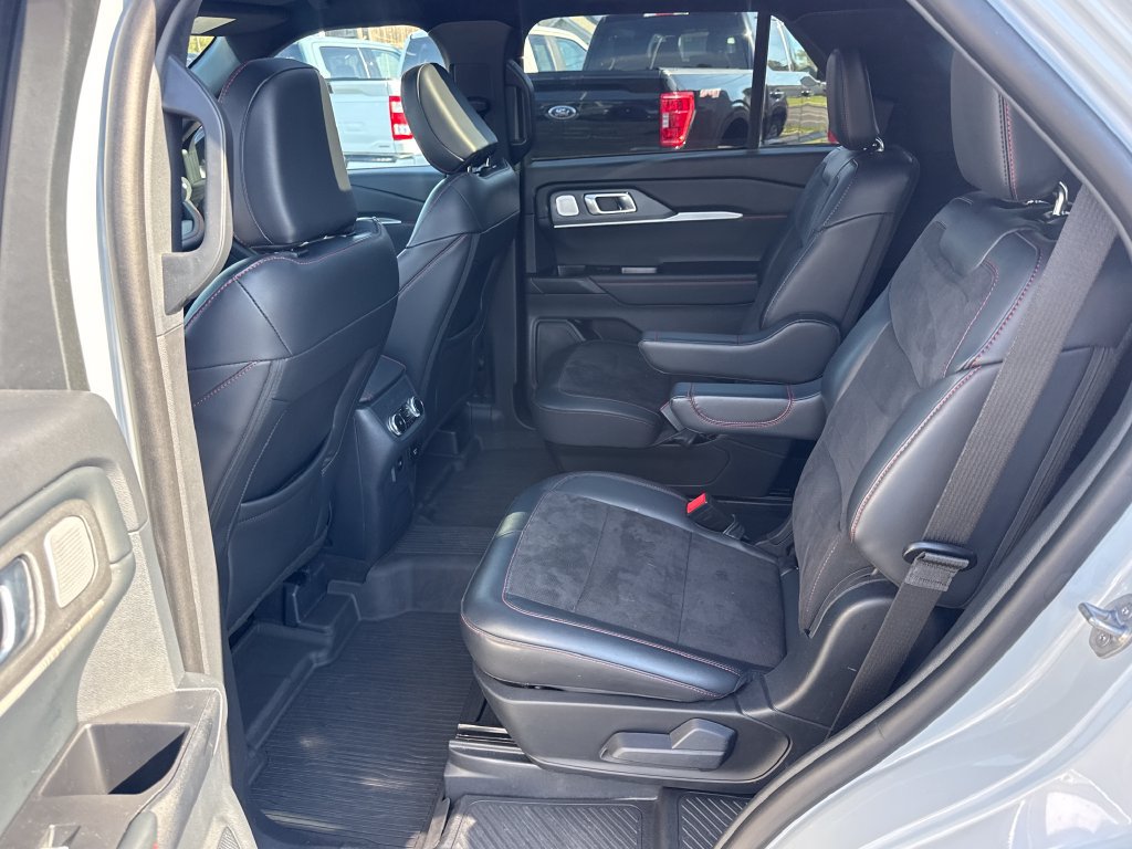 Used 2026 Ford Explorer ST w/ Sun And Sound Package AWD/4WD image 26