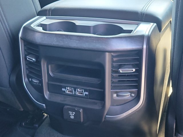 Used 2021 RAM 1500 Big Horn AWD/4WD image 6