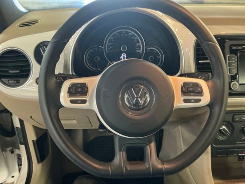 Used 2013 Volkswagen Beetle 2.5 image 20