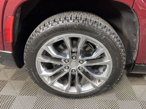 Used 2023 Jeep Grand Wagoneer Series II w/ Flexible Seating Group image 16