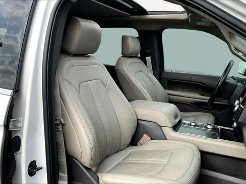 Used 2019 Ford Expedition Limited AWD/4WD image 30