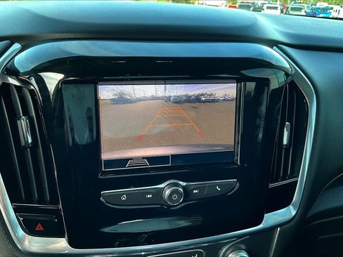 Used 2020 Chevrolet Traverse LS w/ LPO, Blackout Package AWD/4WD image 27