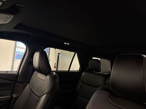 Used 2020 Ford Explorer ST w/ ST Street Pack AWD/4WD image 15