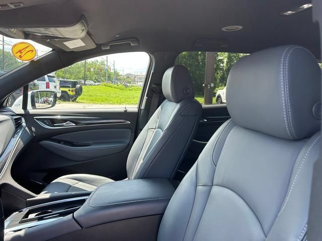 Used 2024 Buick Enclave Premium AWD/4WD image 12