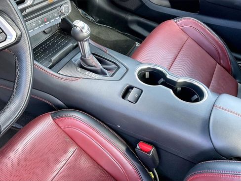 Used 2024 Ford Mustang GT Premium image 13