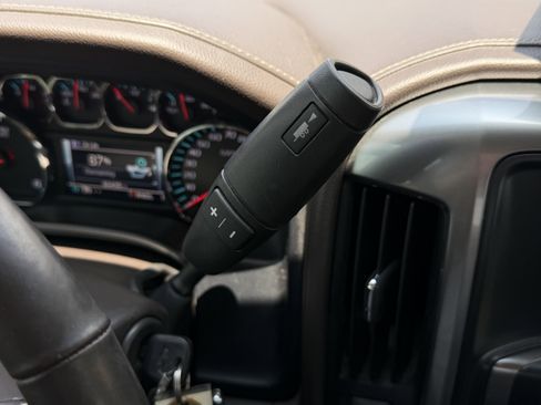 Used 2017 Chevrolet Silverado 2500 LTZ w/ LTZ Plus Package RWD image 21