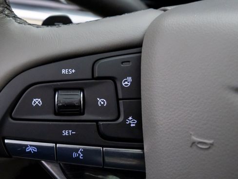 Certified 2023 Cadillac XT6 Premium Luxury image 31