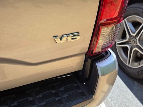 Used 2023 Toyota Tacoma SR AWD/4WD image 9