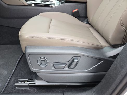 New 2026 Audi Q5 Premium AWD/4WD image 17