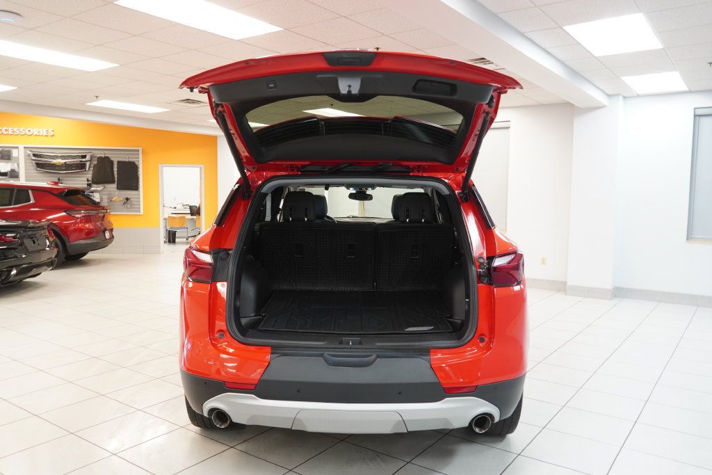 Used 2021 Chevrolet Blazer LT AWD/4WD image 10