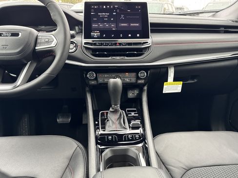 New 2026 Jeep Compass Trailhawk image 6