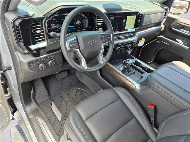 New 2026 Chevrolet Silverado 1500 RST w/ Safety Package AWD/4WD image 3