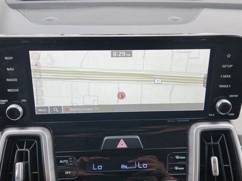 Used 2023 Kia Sorento S image 5